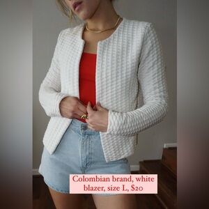White textured blazer Size L